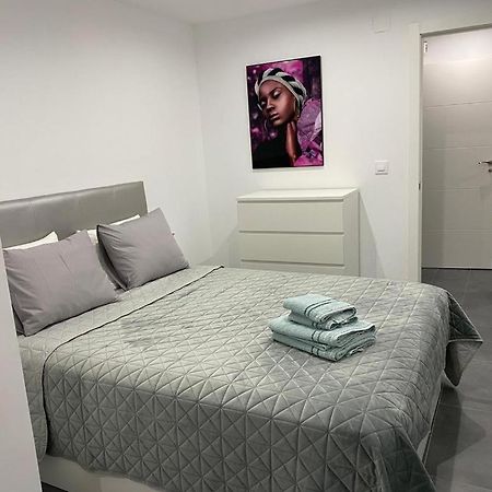 Cozy Apartment, Very Fresh At Playa De Gandia Eksteriør billede