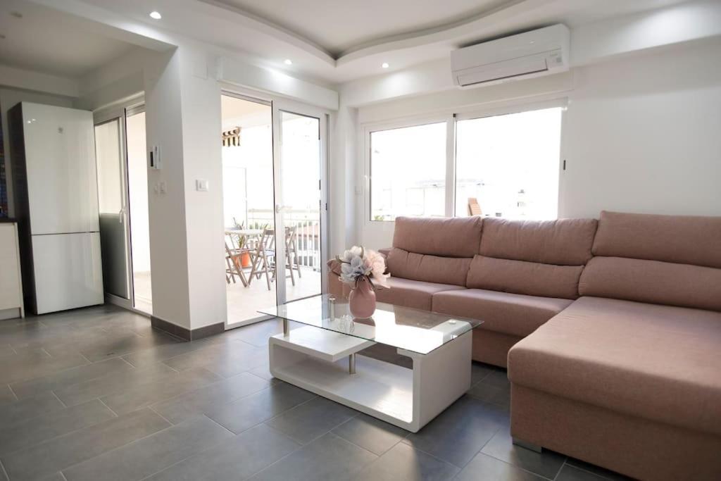 Cozy Apartment, Very Fresh At Playa De Gandia Eksteriør billede