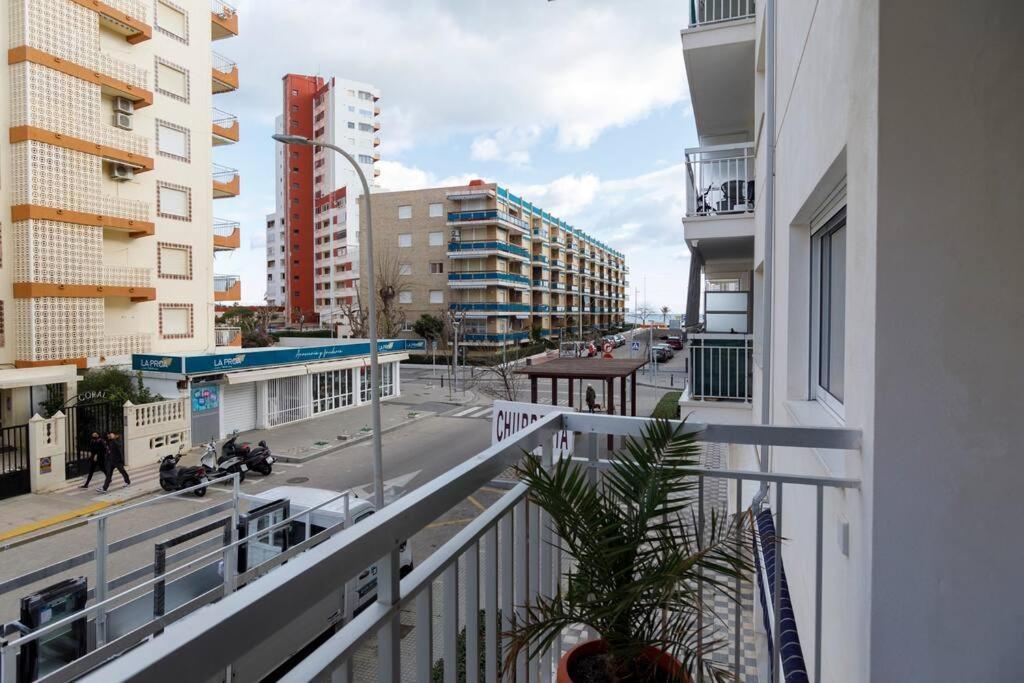 Cozy Apartment, Very Fresh At Playa De Gandia Eksteriør billede