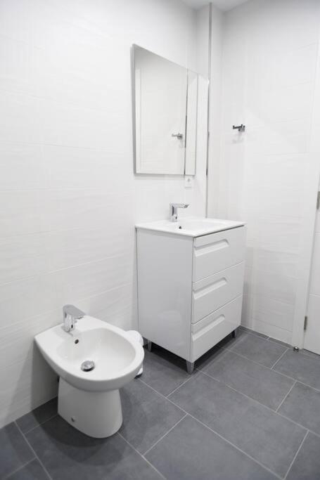 Cozy Apartment, Very Fresh At Playa De Gandia Eksteriør billede