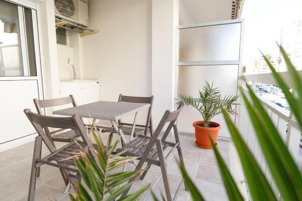 Cozy Apartment, Very Fresh At Playa De Gandia Eksteriør billede